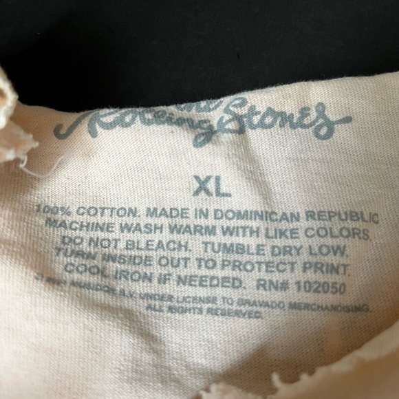 Urban Outfitters Rolling Stones Size XL Distressed T - Picture 5 of 9